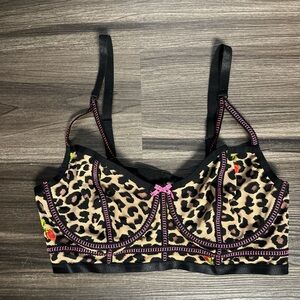 NWT Torrid x Betsey Johnson Leopard Print Bralette – Size 1
